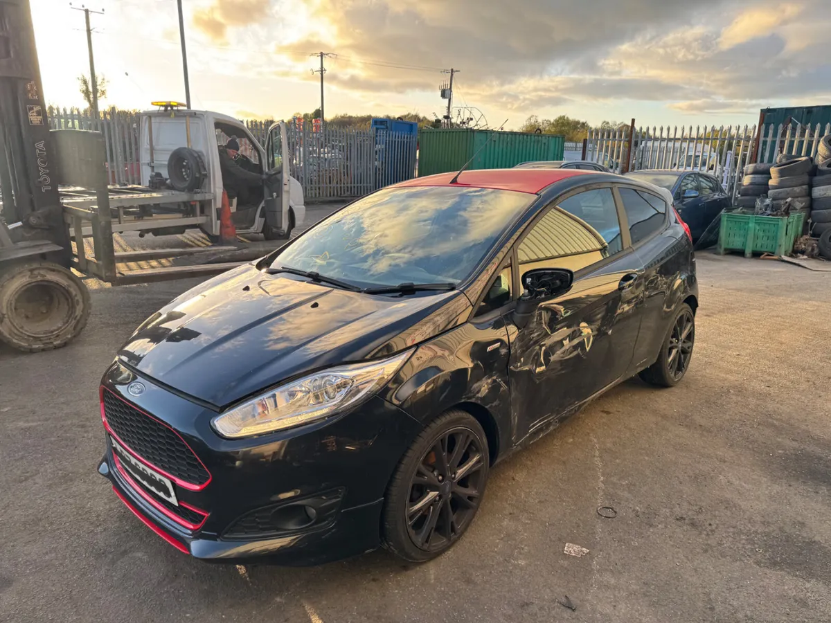 2016 FORD FIESTA ST LINE 140HP ECOBOOST BREAKING - Image 4