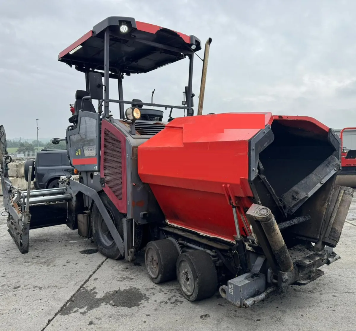 Dynapac SD 1800 W wheeled asphalt paver - Image 2