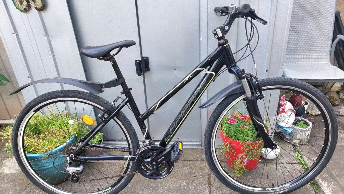 Lappier Cross 200 Series Hybrid Bike - Image 1