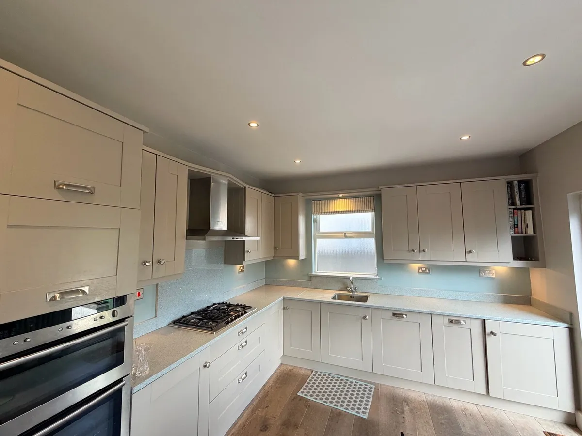 Full kitchen - Image 1