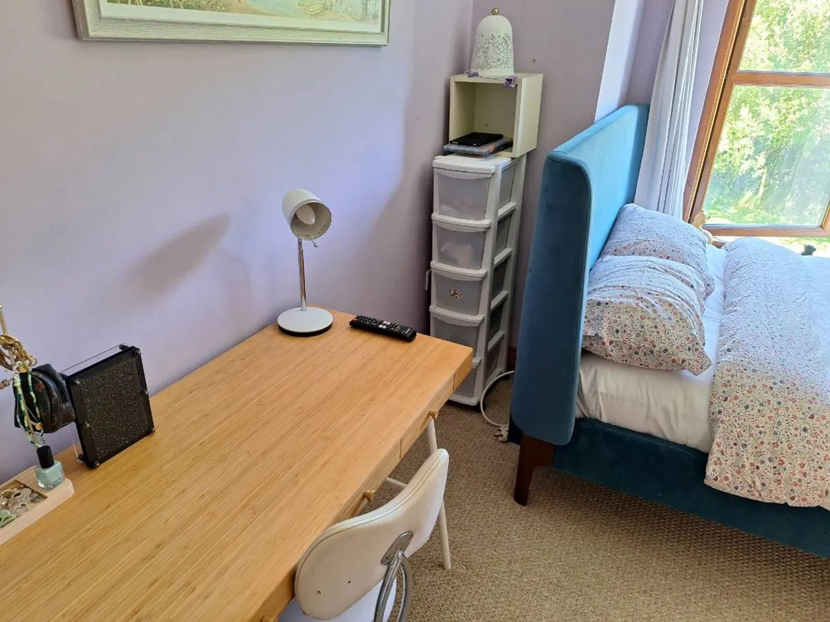 Double bed - Image 1
