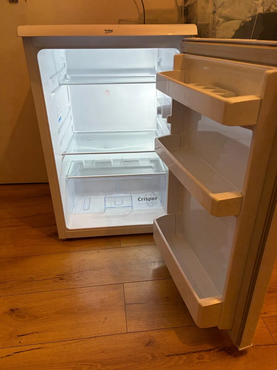 beco undercounter fridge €100 as new - Image 2