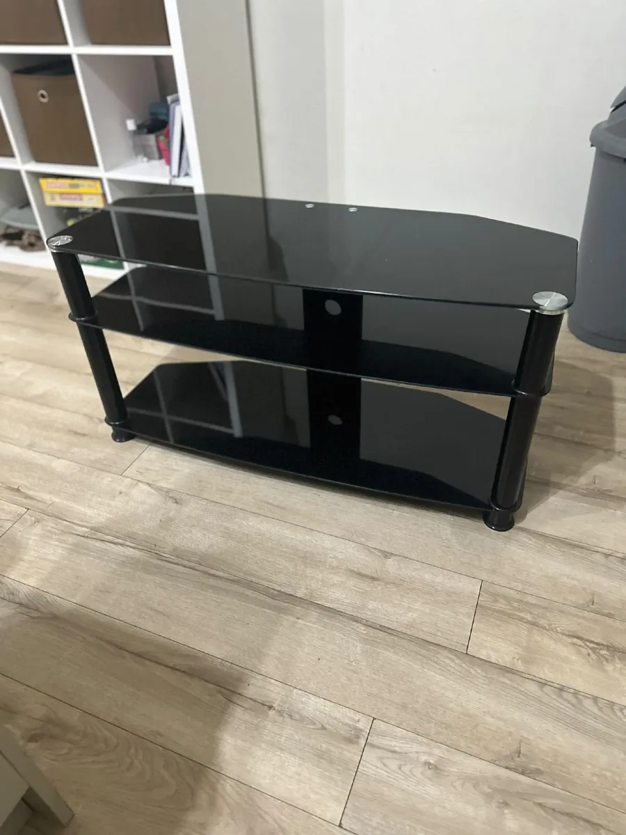 Flatscreen tv tempered glass table - Image 2