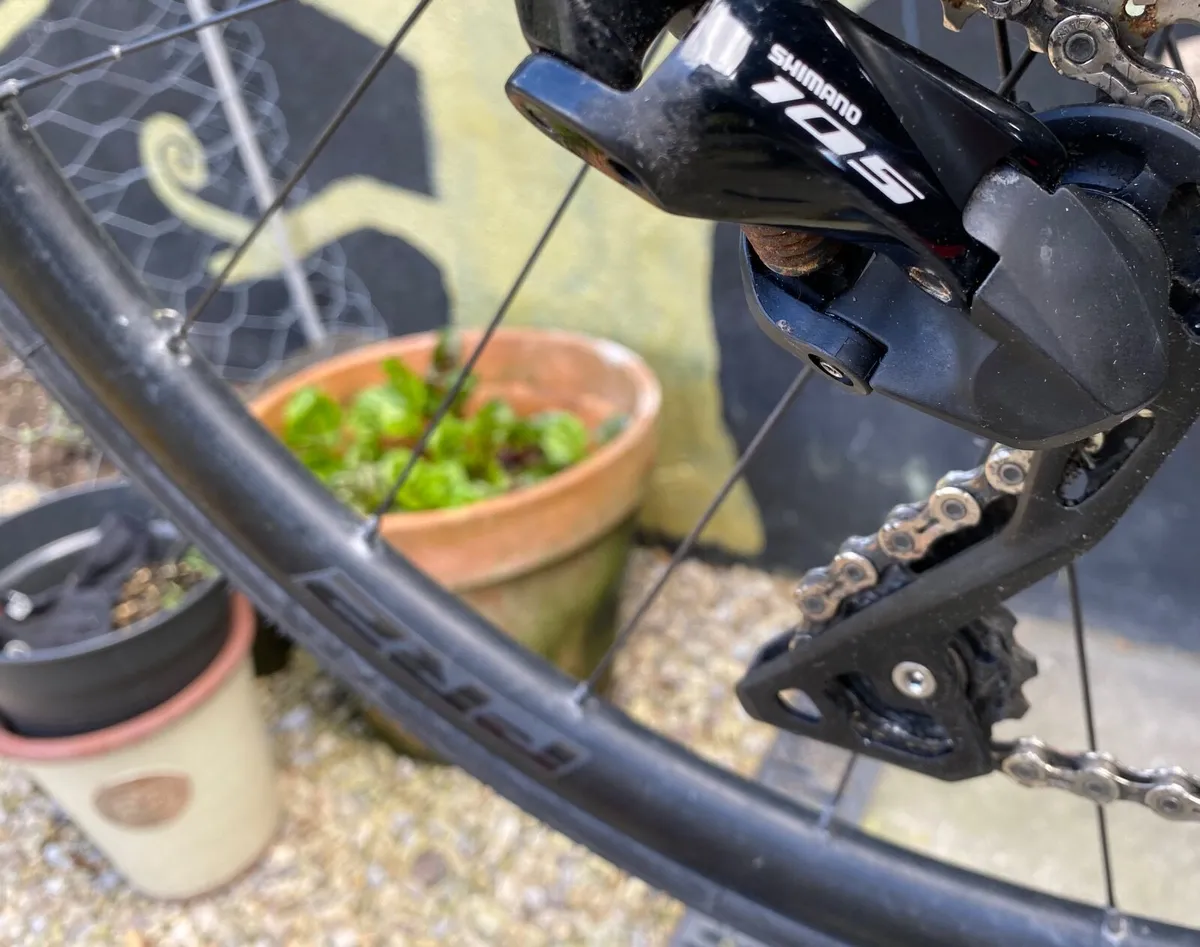 Racing bike Giant Defy Advance 2 (L) - Image 2