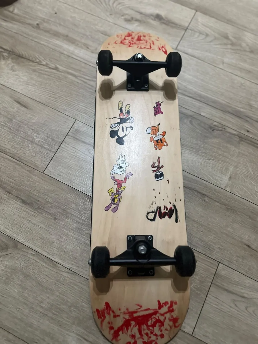 skateboard - Image 1