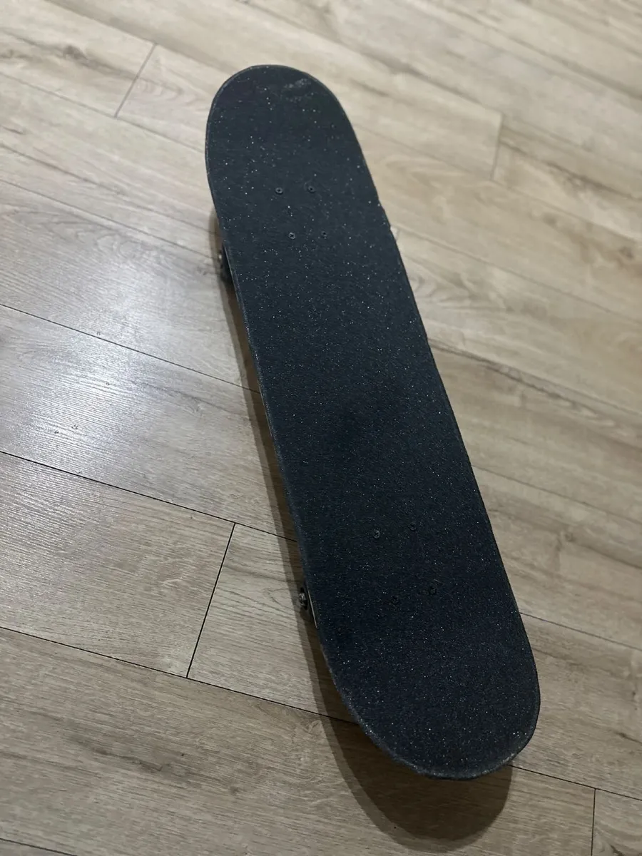 skateboard - Image 2