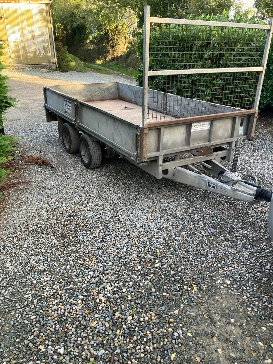Trailer - Image 4