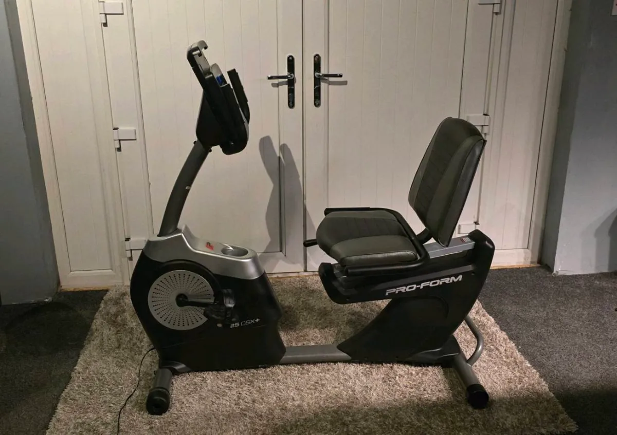 Recumbent exercise bike - Image 1