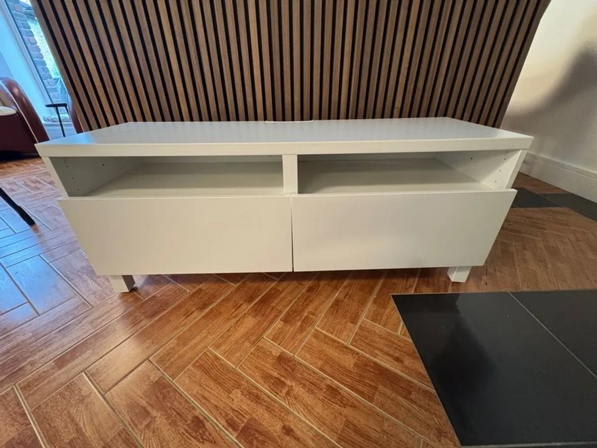 TV Unit - Image 2