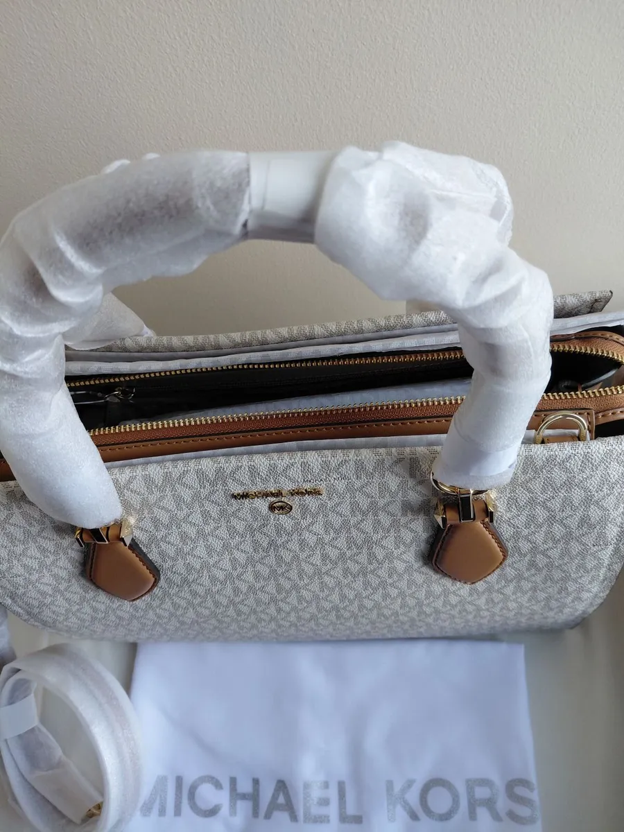 Michael Kors Handbag - Image 3