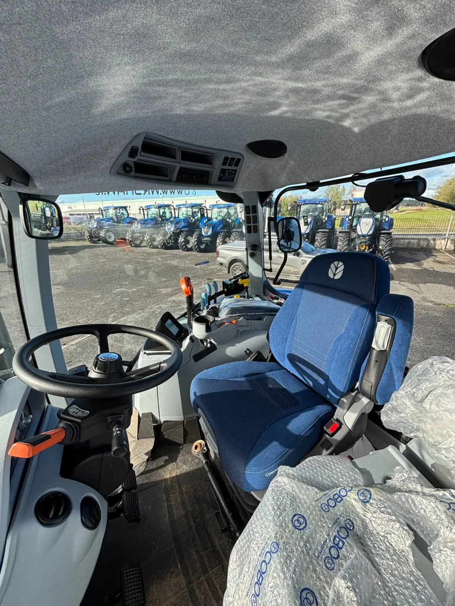 New Holland T7.245 Power Command-7.3hrs - Image 4