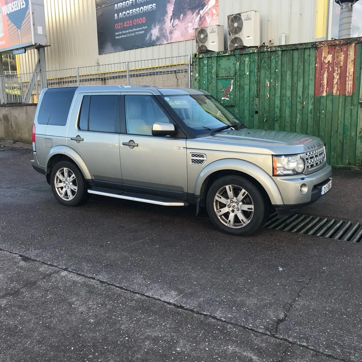 Land Rover Discovery Commercial. - Image 4