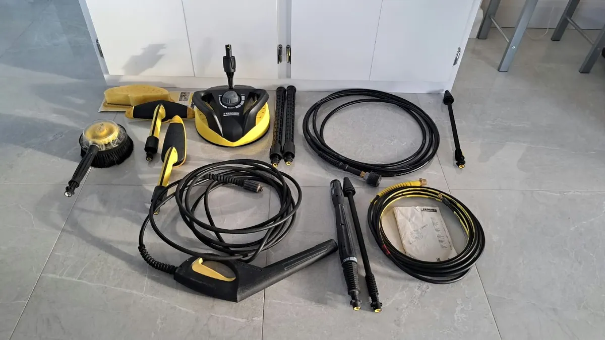 Set of 10 karcher accessories