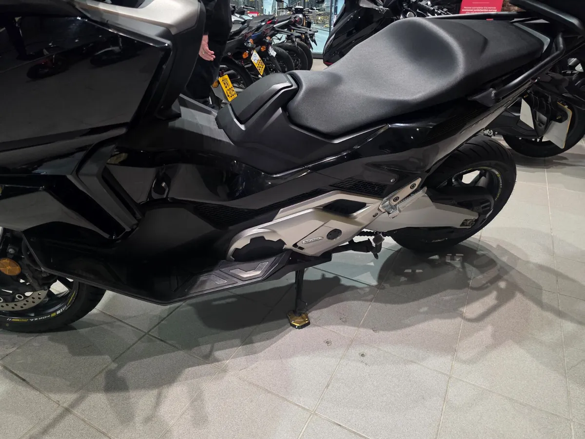 Honda NSS750 Forza - Image 4