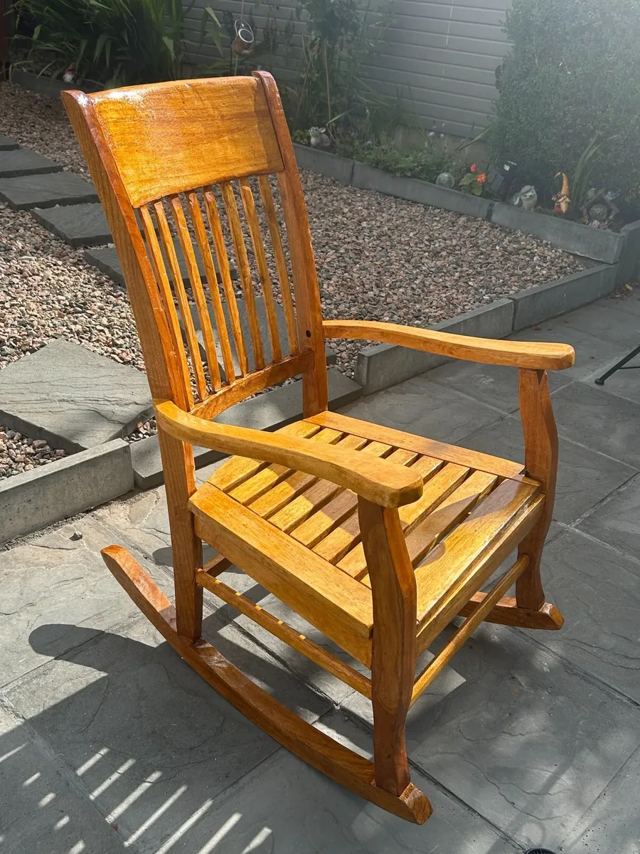 Rocking chair - Image 1