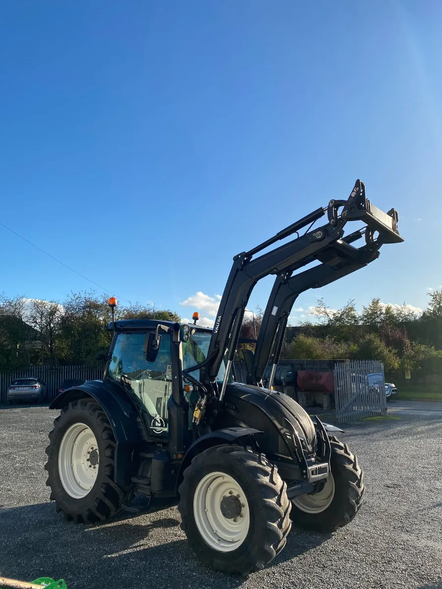 2018 Valtra N154 Direct - Image 2