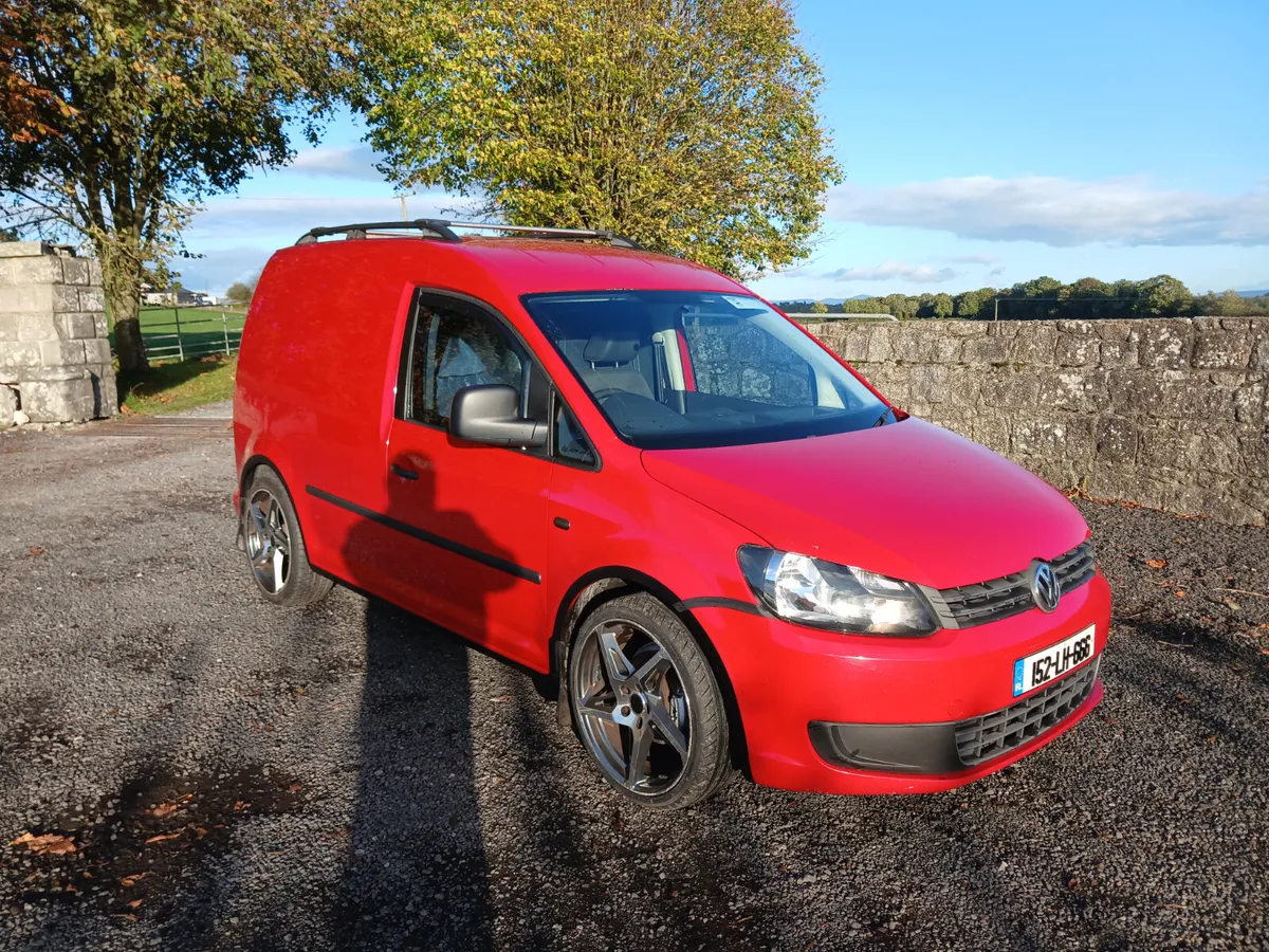Volkswagen Caddy sport 2015 - Image 1