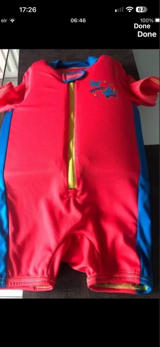 Girls speddo suit age 2/3 €10 - Image 1