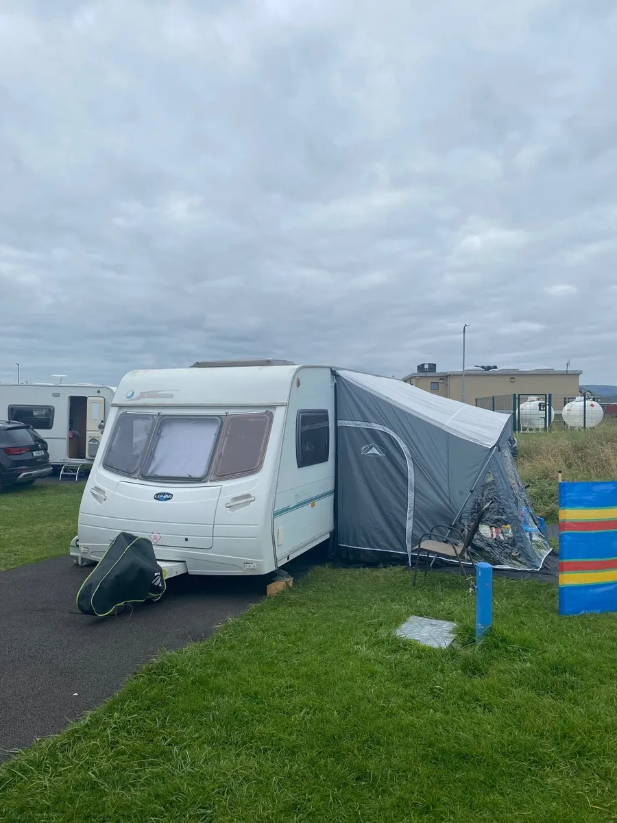 Suncamp Swift 390 Awning Poled - Image 1