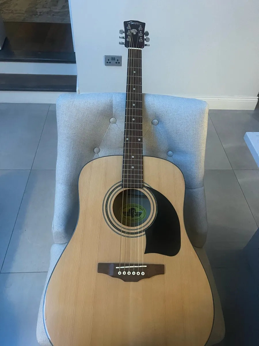 Guitar - Image 2
