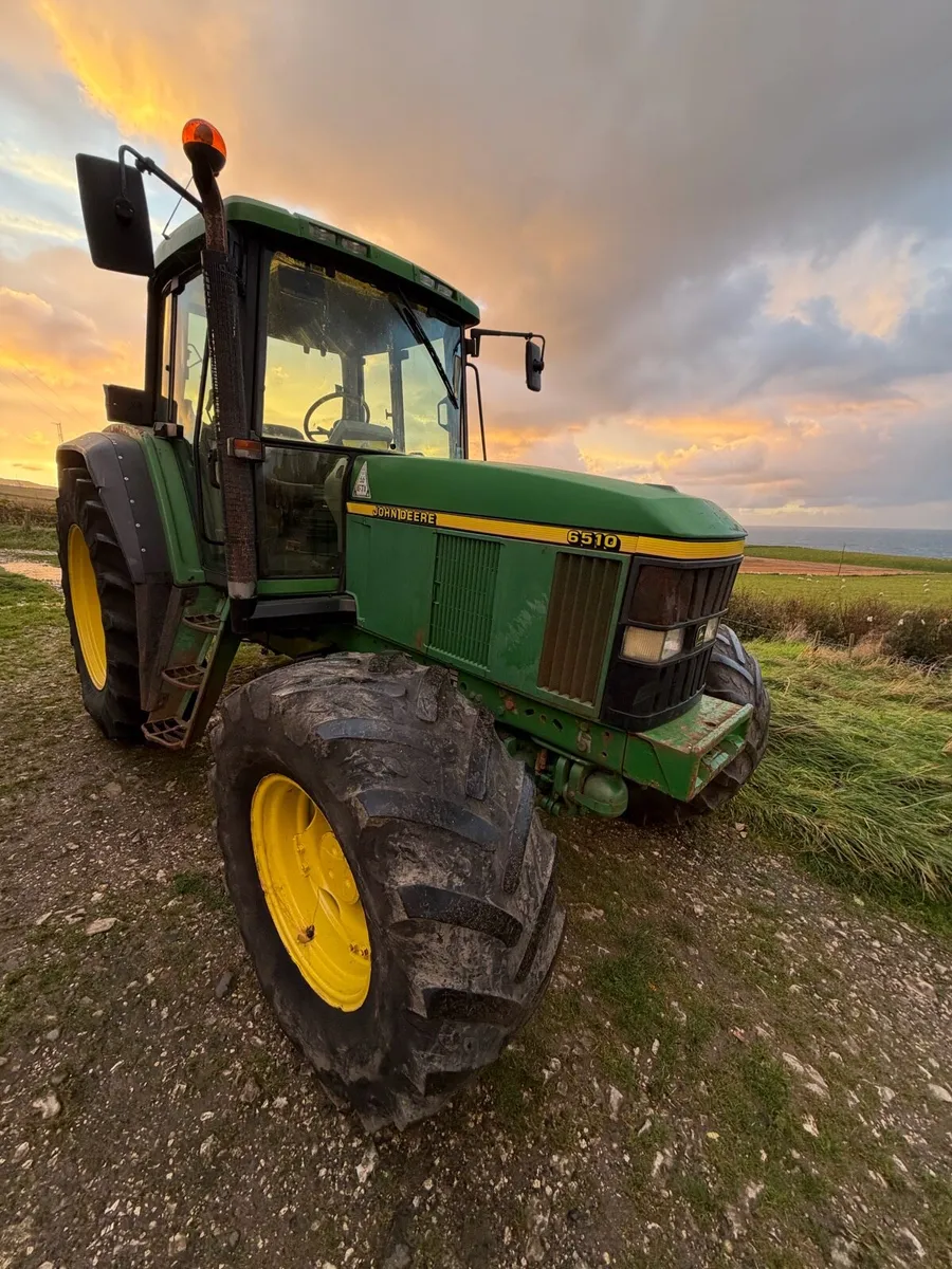 1998 John Deere 6510 TLS - Image 1