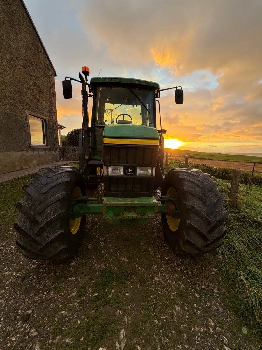 1998 John Deere 6510 TLS - Image 3