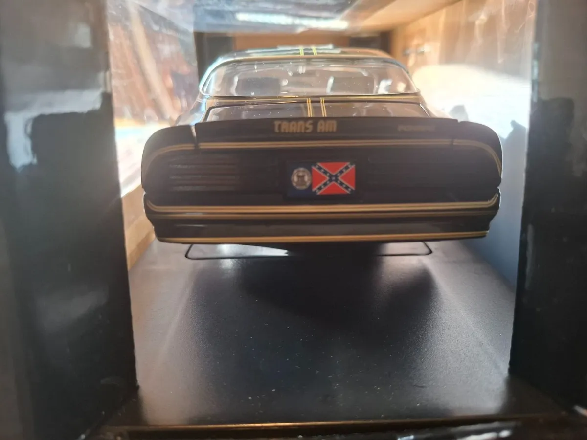 Smokey + The Bandit Trans Am by ERTL - 1/18 - NEW - Image 2