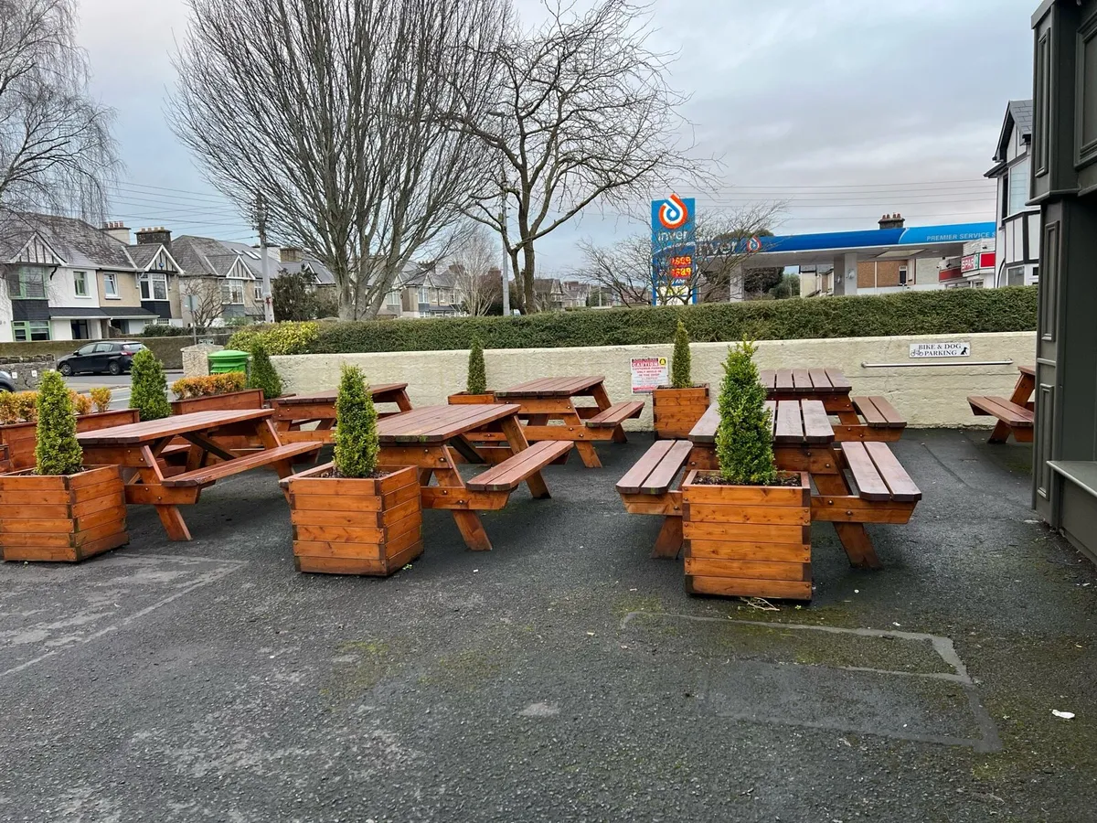 Heavy duty picnic bench - Image 4