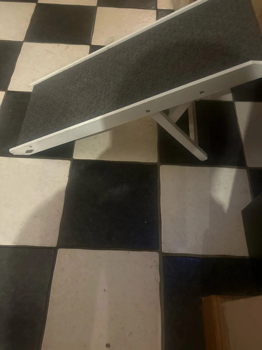 Dog bed and ramp - Image 3