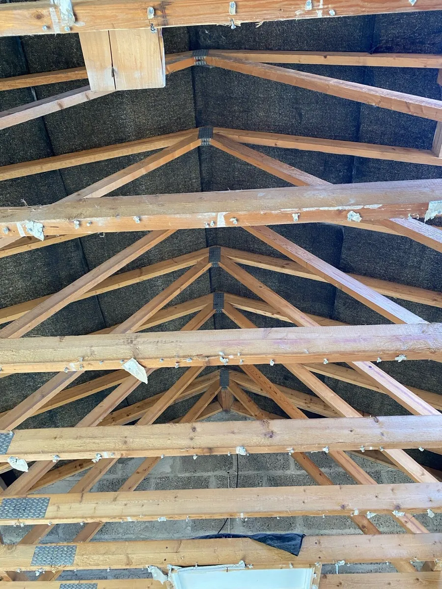 Roof tiles + Roof trusses - Image 2