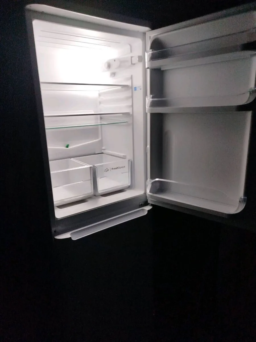 Fridge freezer - Image 4