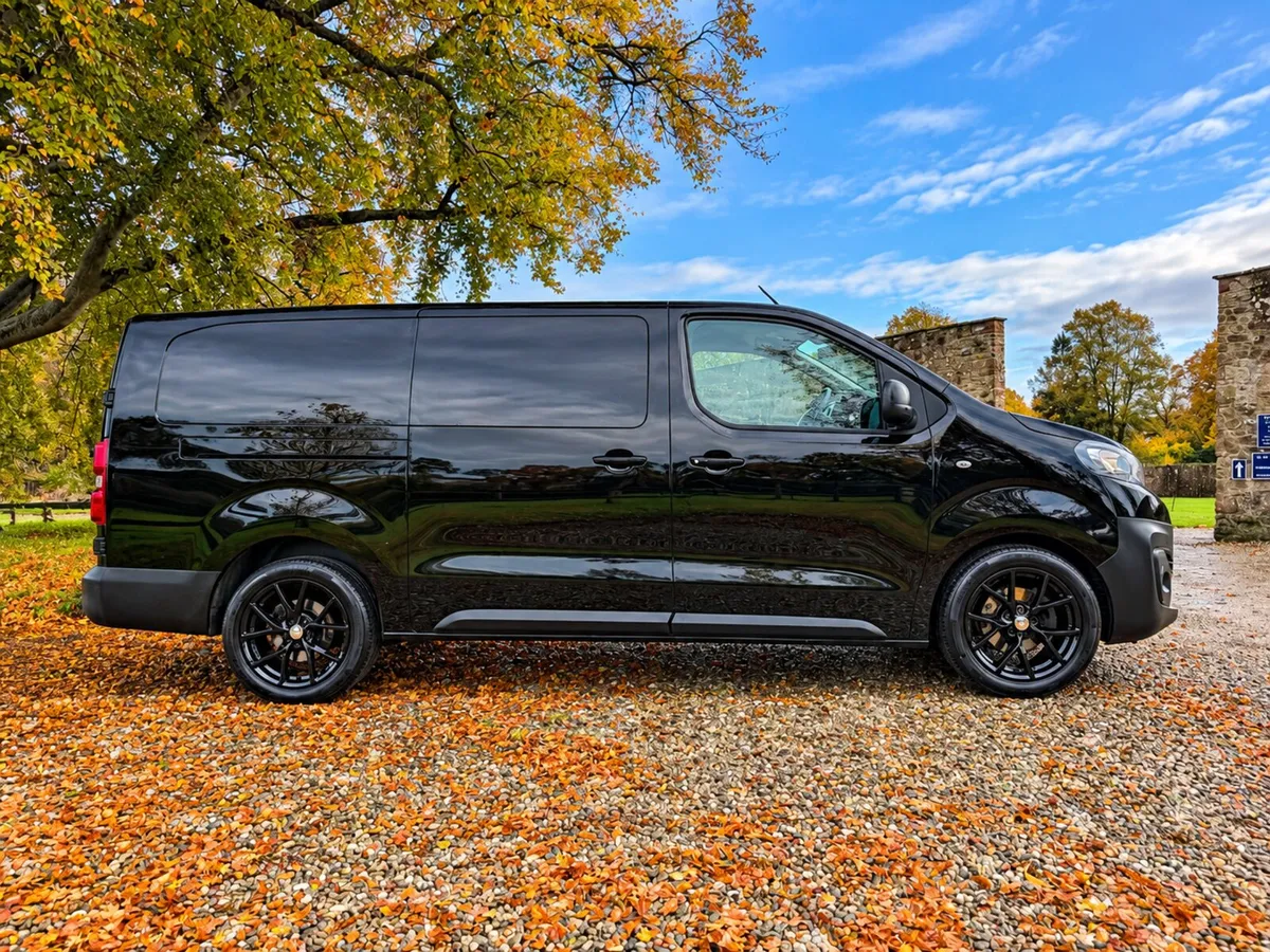 Peugeot Expert 2021 crew cab - Image 2