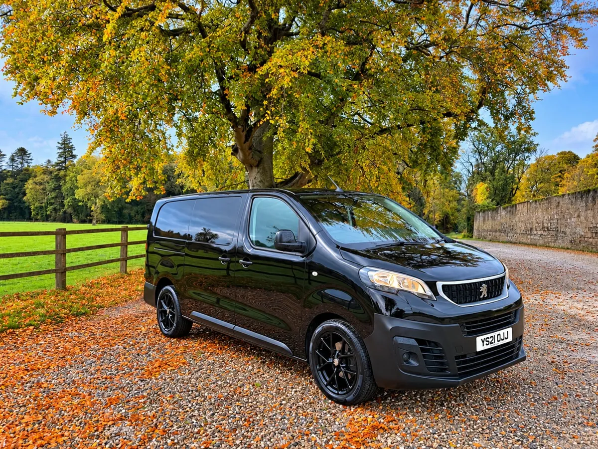 Peugeot Expert 2021 crew cab - Image 1