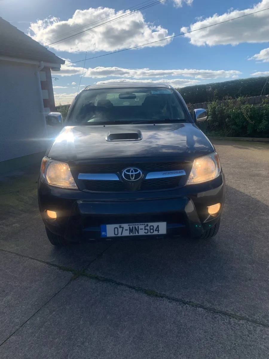 2007 Toyota hilux - Image 2