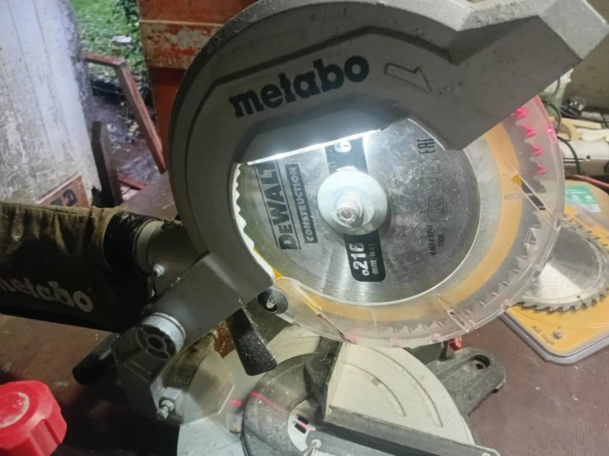 Mitre saw - Image 3