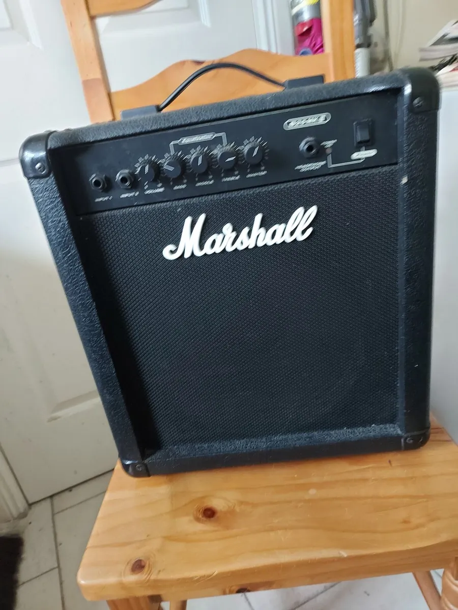 Marshall B25 Mk2 25W Bass Combo AMP, working great - Image 1