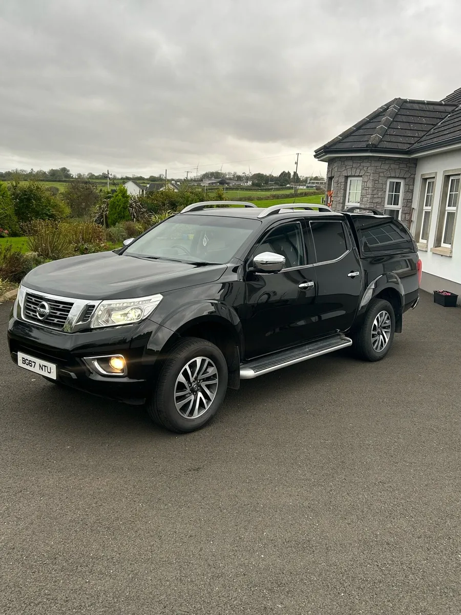 Nissan navara tekna - Image 1
