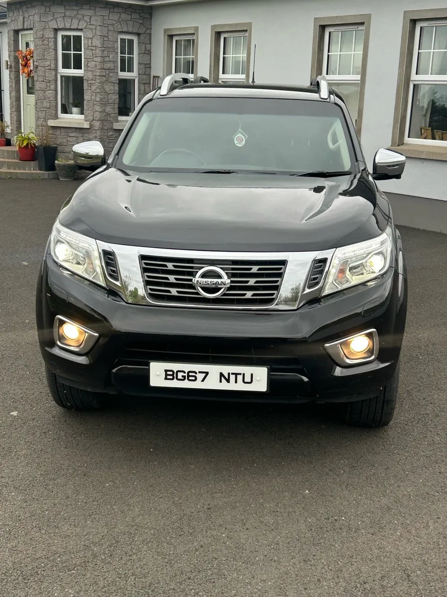 Nissan navara tekna - Image 2