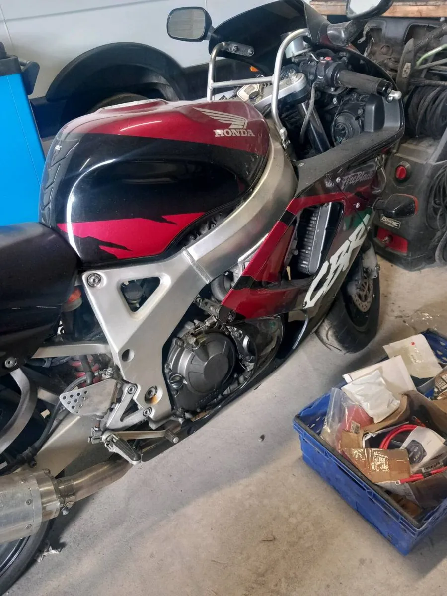 Cbr 900 sc28 - Image 3