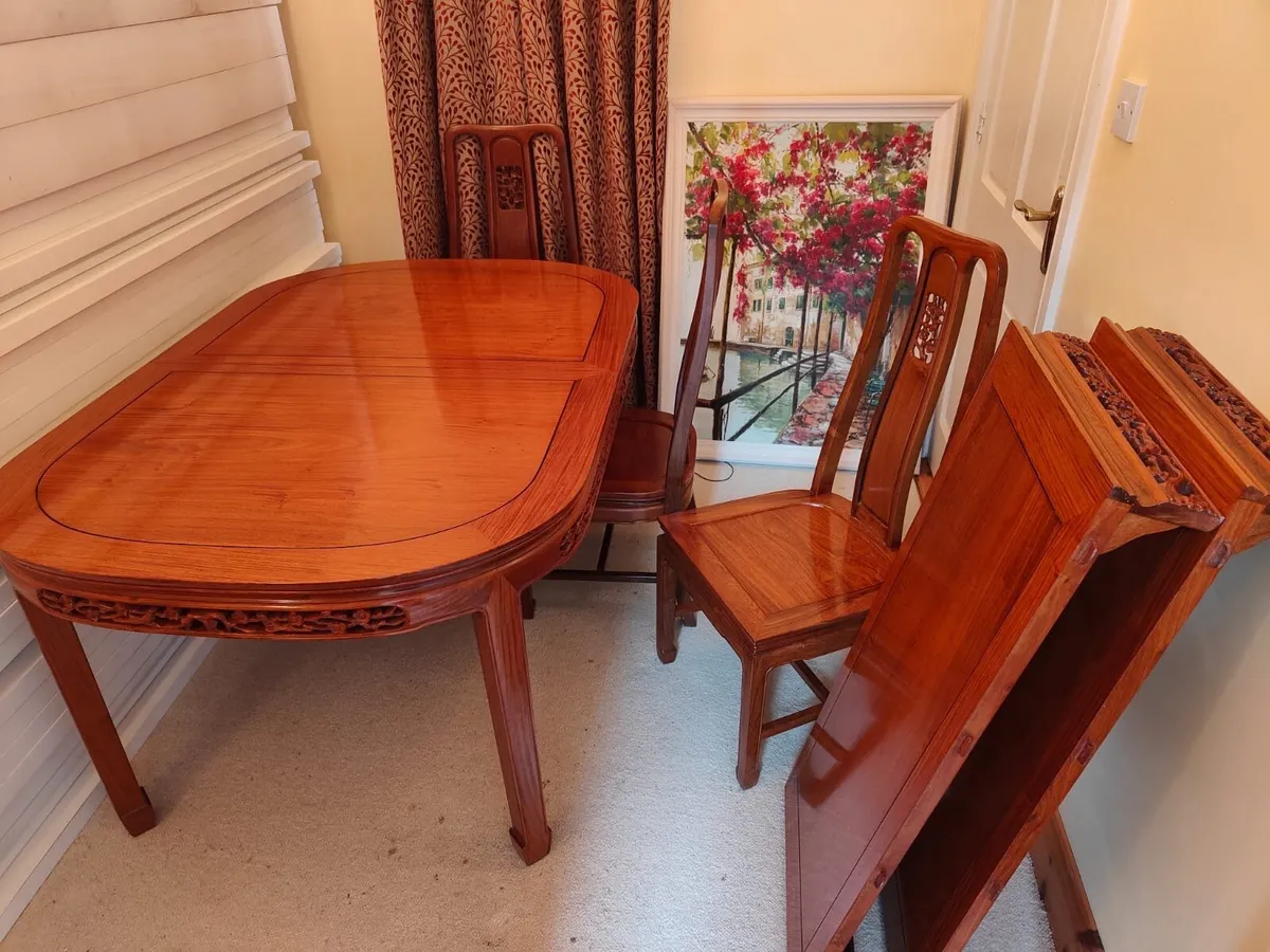 Bargain Exceptional Rosewood Table & 8 chairs - Image 4