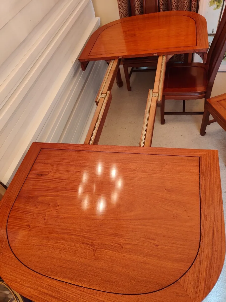 Bargain Exceptional Rosewood Table & 8 chairs - Image 2