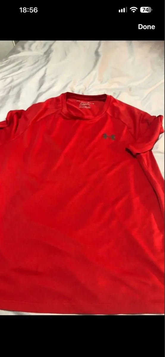Mens under armour teeshirt size S €5 - Image 3