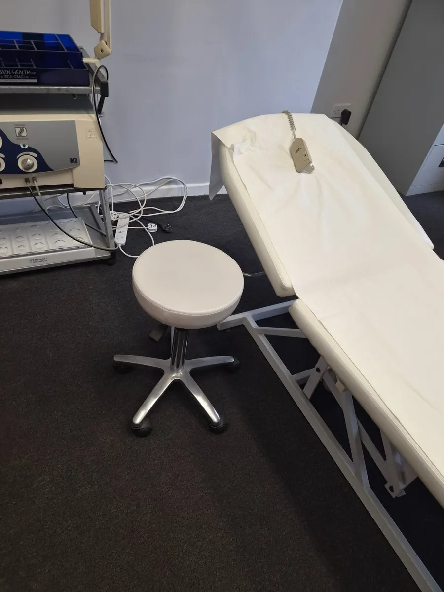 Salon equipment - Image 2