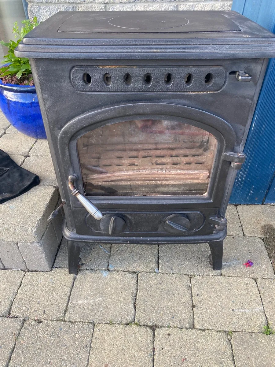 Stove - Image 1