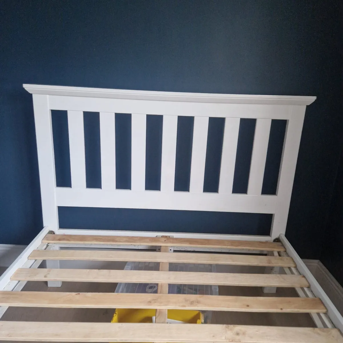 4ft bed frame (small double) - Image 1