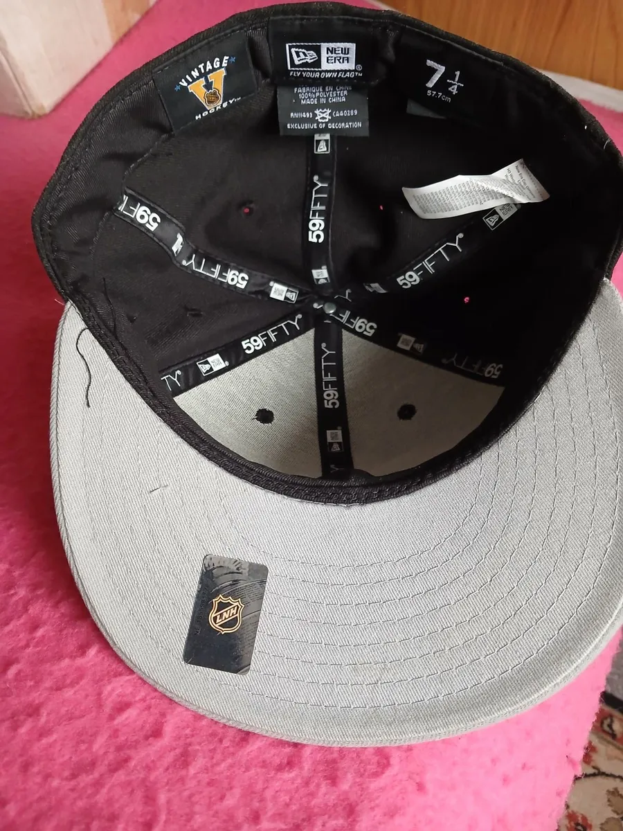 COLLECTORS CAPS/HATS. - Image 3