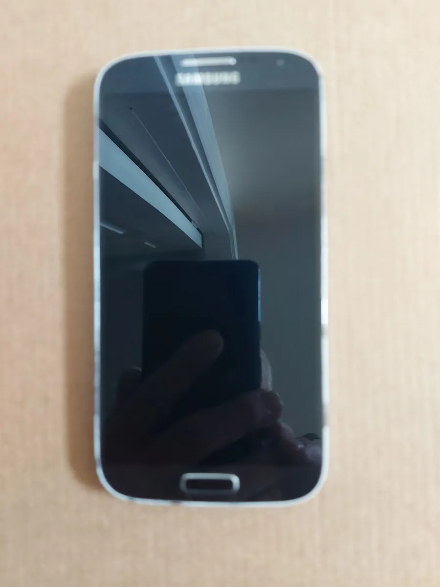 Samsung Galaxy S4, Model GT-19406, 16GB - Image 3