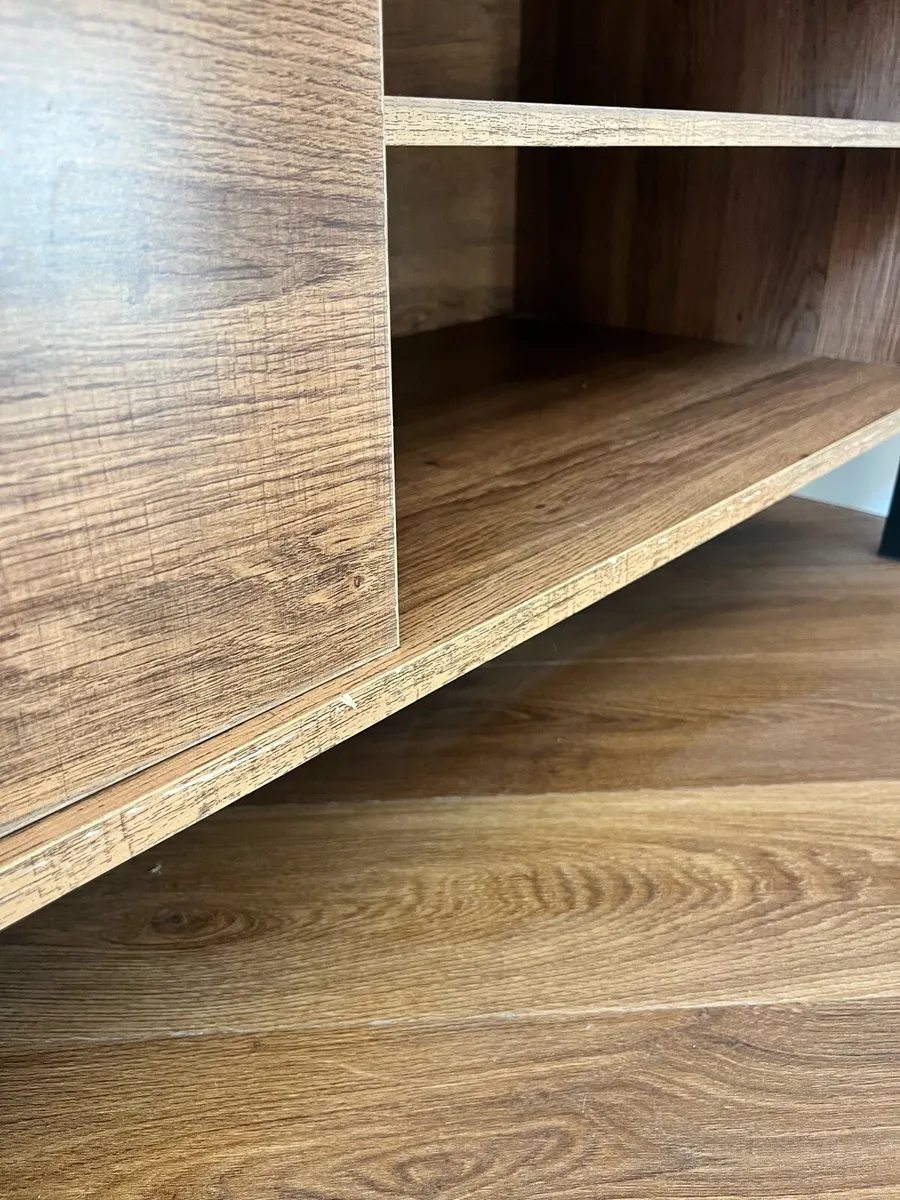 TV Table - Image 3