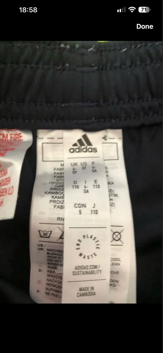 Boys / Girls Manchester United suit age 4/5 €10 - Image 4