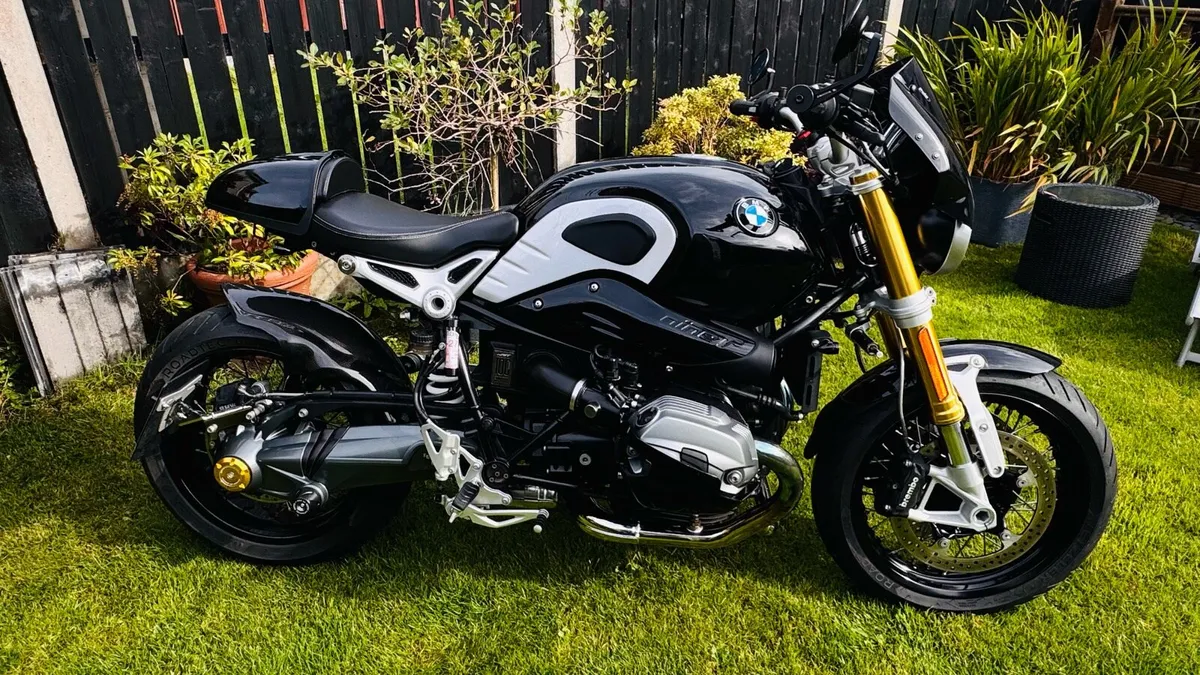 BMW R NINE T 2015 - Image 1